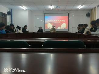 化学工程与技术学院召开少数民族学生座谈会